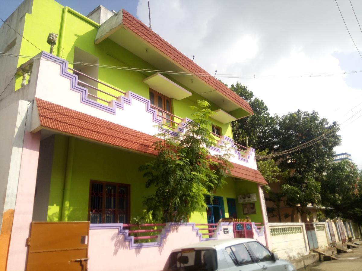 Villa Bonny Home Stay 퐁디셰리 외부 사진